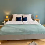 Zentrale, Familienfreundliche Nahe Hbf, Ideal Fuer Geschaeftsreisen Und Stadterkundungen * Emden