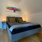 Zentrale, Familienfreundliche Nahe Hbf, Ideal Fuer Geschaeftsreisen Und Stadterkundungen *
