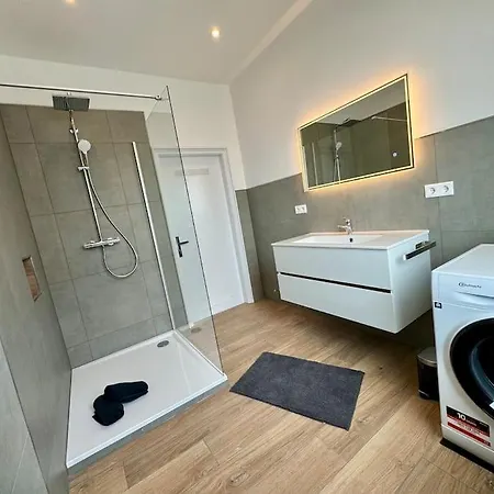Apartment Zentrale, Familienfreundliche Nahe Hbf, Ideal Fuer Geschaeftsreisen Und Stadterkundungen *