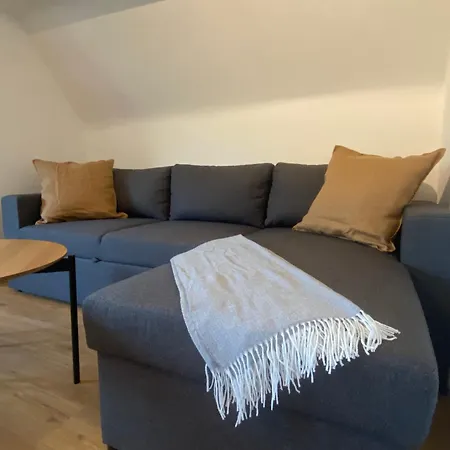 Apartment Zentrale, Familienfreundliche Nahe Hbf, Ideal Fuer Geschaeftsreisen Und Stadterkundungen Emden