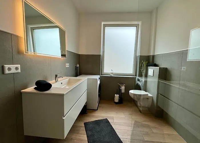 Zentrale, Familienfreundliche Nahe Hbf, Ideal Fuer Geschaeftsreisen Und Stadterkundungen *