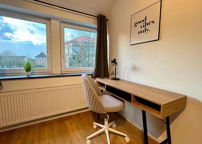 公寓 Zentrale, Familienfreundliche Nahe Hbf, Ideal Fuer Geschaeftsreisen Und Stadterkundungen 埃姆登